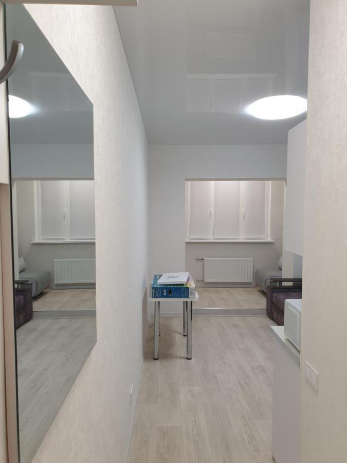 Apart Hotel Malinovskogo Kharkov Ngoại thất bức ảnh